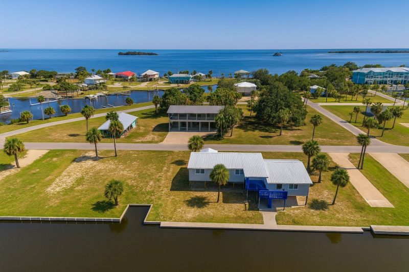 Best Tub To Shower Conversion pros in Dover, FL