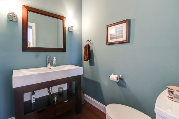 Cost of Powder Room Construction in Wesley Chapel